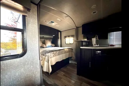 Kew Family Cruiser RV 21RB Travel Trailer