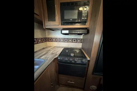 Barry's Dutchmen Aerolite Travel Trailer