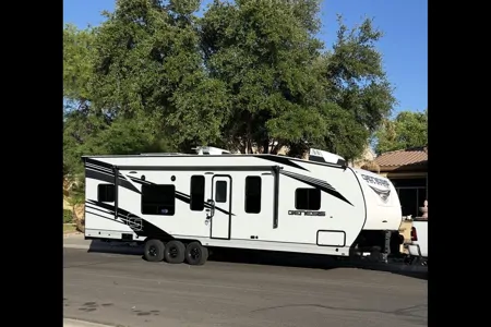 Great Toy Hauler for a Perfect Dispersed Getaway!