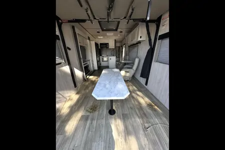 Great Toy Hauler for a Perfect Dispersed Getaway!