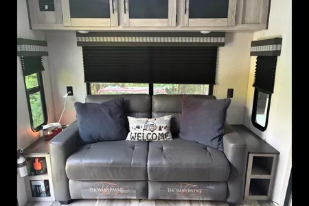 Jessie & Jeff’s 2021 KZ Connect Travel Trailer