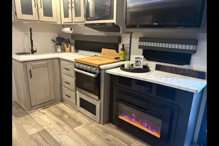 Jessie & Jeff’s 2021 KZ Connect Travel Trailer