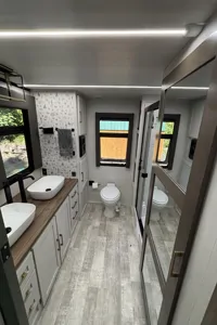 The Family Haven Luxury Suit RV