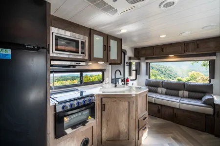 PM Forest River Salem Cruise Lite Travel Trailer