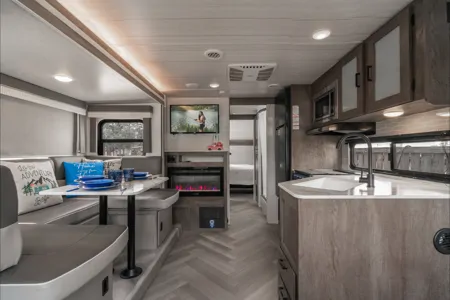 PM Forest River Salem Cruise Lite Travel Trailer