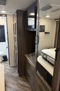 Entegra Coach Accolade Class C