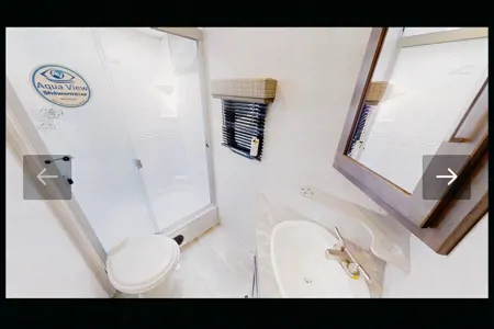 Manno's Flagstaff Super lite 27bhws Travel Trailer