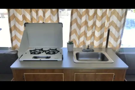 pop out trailer great condition