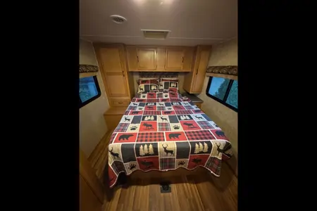 Coachmen Freelander Class C