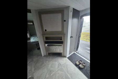 Salem 26RBS Travel Trailer - Robko