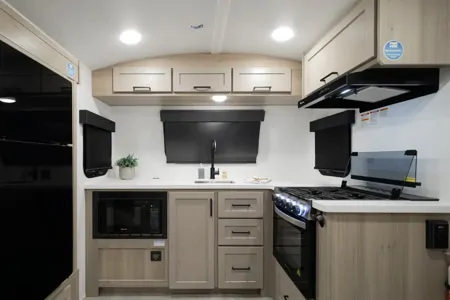 Fox RV Rentals Forest River Rockwood Geo Pro 20FK