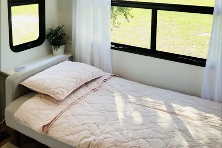 Fully Renovated Fifth Wheel, With Many High End Upgrades. Fully Stocked and Ready to Go!