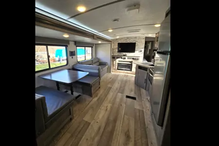 Keystone Springdale 282 bh Travel Trailer