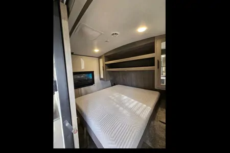Keystone Springdale 282 bh Travel Trailer