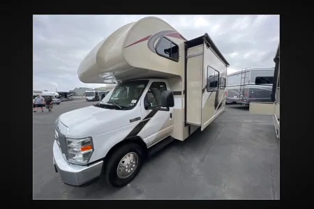 29 - 2020 Thor Motor Coach 30d