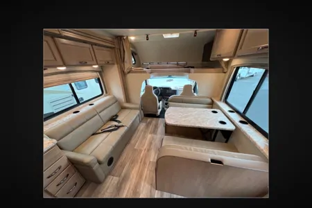 29 - 2020 Thor Motor Coach 30d