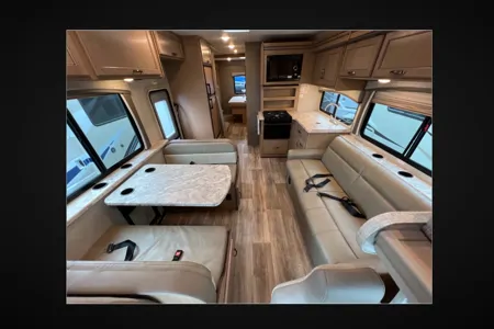 29 - 2020 Thor Motor Coach 30d