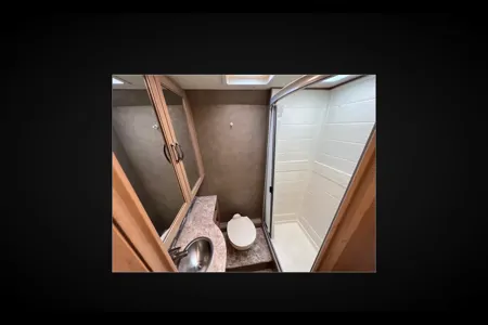 29 - 2020 Thor Motor Coach 30d