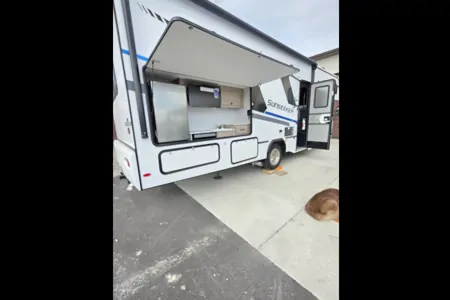 2025 Fully Equipped Sunseeker