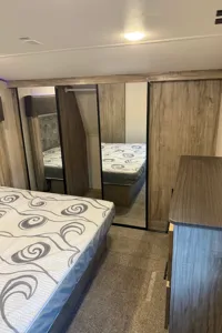 Arctic Wolf 38ft Fifth Wheel