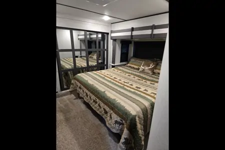 Leigh Ann's Keystone Sprinter Limited Fifth Wheel