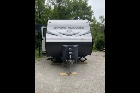Giles's Highland Ridge RV Open Range Travel Trailer