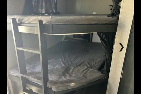 2021 Jayco Jay Feather 24BH Travel Trailer