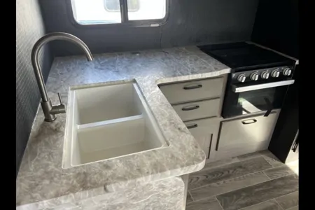 2021 Jayco Jay Feather 24BH Travel Trailer