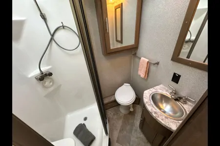 Westland Forest River Georgetown GT5 Class A