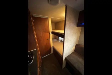 *SUV and Van Towable* Jayco Jay Flight Swift SLX 184BH Travel Trailer