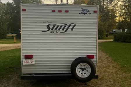 Hassle-Free Family Camping SUV Towable Jayco Swift With Bunks Sleeps 5