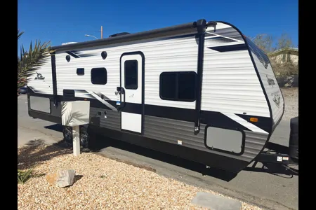 Luxurious 2022 Jayco Rocky Mountain Edition Travel Trailer