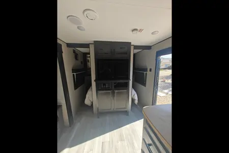 Luxurious 2022 Jayco Rocky Mountain Edition Travel Trailer