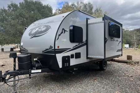 Forest River Wolf Pup 17JGBL Travel Trailer