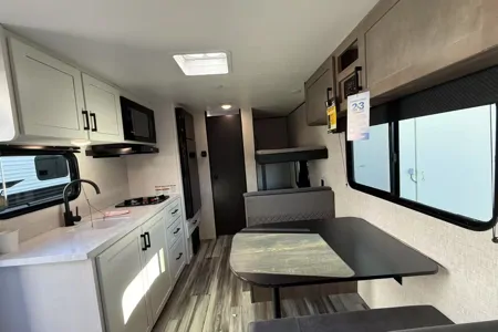 2025*Brand New！Jayco jayflight slx 175bhw Travel Trailer