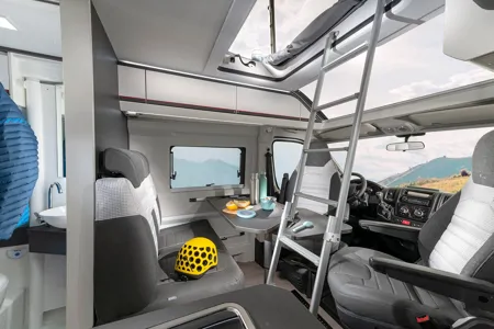 Camper Montenegro Recreational Vehicles  - Adria Twin Sport 600 SPB Class B