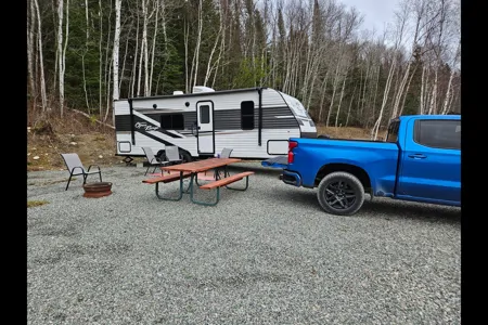 Owen's Open Range 26BH Travel Trailer