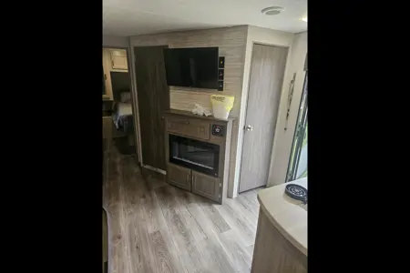 2025 Coachmen Catalina Travel Trailer