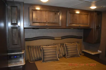 '17 Thor Windsport – Ultimate Dog's Pleasure Dome!