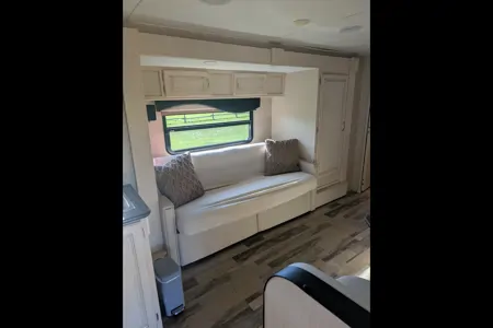 Super Bright and Modern Minnie Winnie 2401RG Travel Trailer
