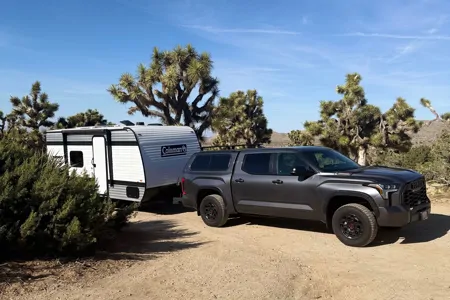 Glamp&Go – Brand New Coleman RV trailer, light and easy to tow