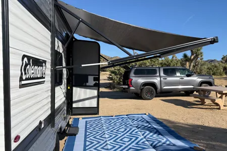 Glamp&Go – Brand New Coleman RV trailer, light and easy to tow