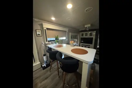 Brian's Vanleigh Vilano 39RK Fifth Wheel