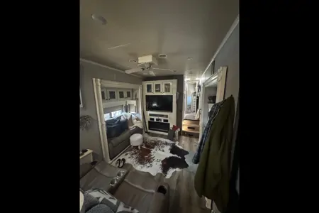 Brian's Vanleigh Vilano 39RK Fifth Wheel