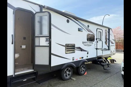 Pleasants' Jayco 28DSBH Travel Trailer