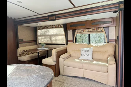 Pleasants' Jayco 28DSBH Travel Trailer