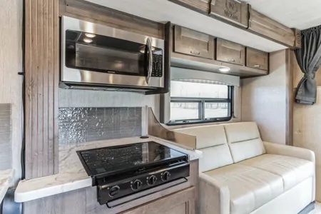 NEXIE - 2022 Nexus RV Triumph