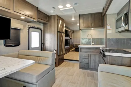 NEXIE - 2022 Nexus RV Triumph