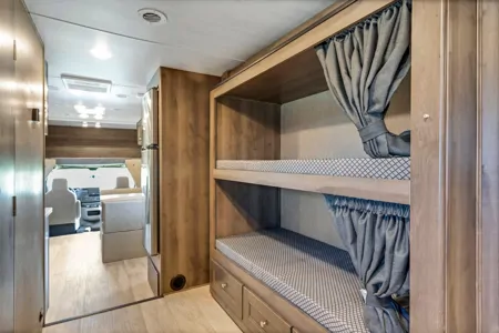 NEXIE - 2022 Nexus RV Triumph