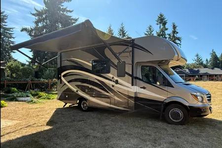 Cascade cruiser - Thor Motor Coach Four winds 24bl Class C